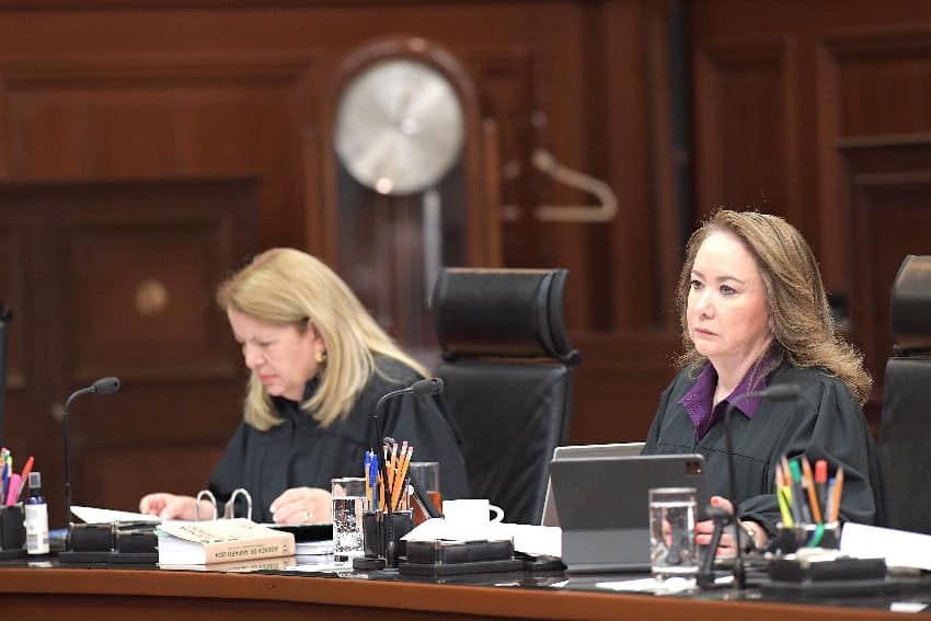 Loretta Ortiz and Yasmin Esquivel in a Supreme Court session