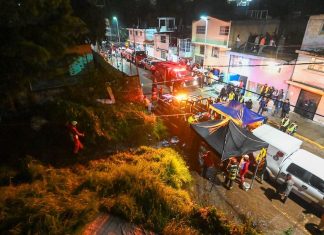 Another day of heavy rains in the Mexico City metropolitan area resulted in a second fatal mudslide in the capital’s outskirts.