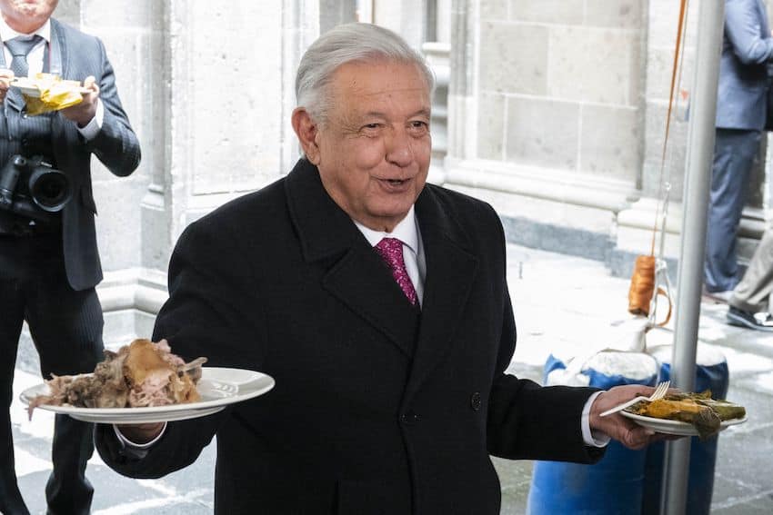 AMLO celebrated his final mañanera with a hearty breakfast of tamales and barbacoa on Monday.