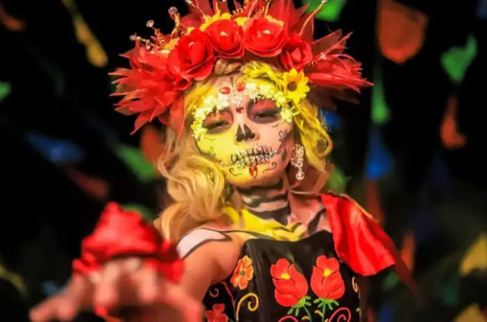 Find Mexican tradition, Maya mystique, Catholic reverence and a sprinkle of Halloween mischief at Isla Mujeres' Luz y Vida festival this month.