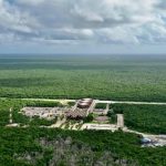 The Jaguar Park spans nearly 2,250 hectares and encompasses protected natural areas such as beaches, forests, the Tulum Archaeological Zone and the Tulum National Park.