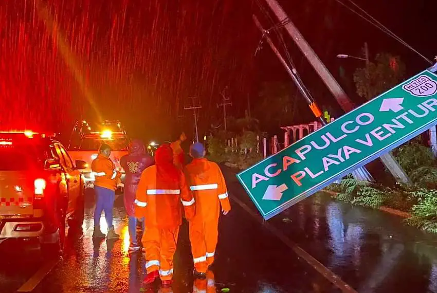 2 dead after Category 3 Hurricane John makes landfall in Guerrero