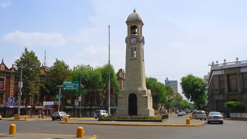 Chinese Clock on Avenida Bucareli in La Júarez, Mexico City