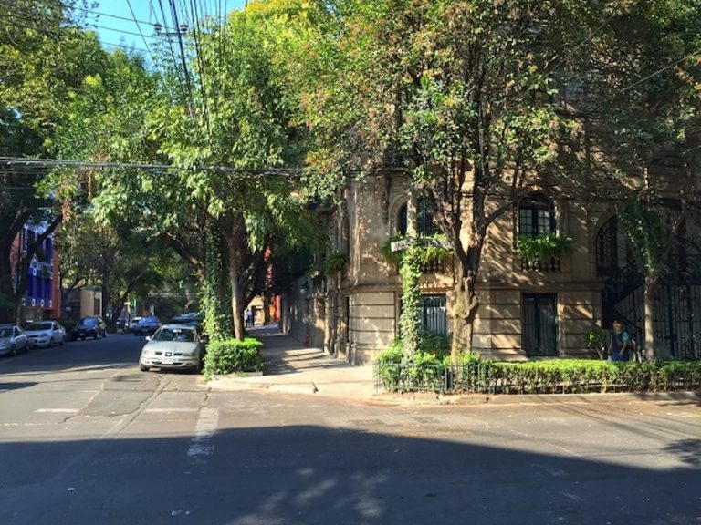 Know your Mexico City neighborhoods: La Roma guide