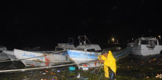 Some fishing boats off the coast of Campeche sunk due to the storm surge from Hurricane Milton on Monday.
