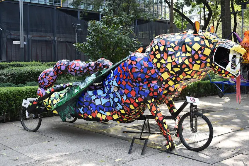 Alebrije Ferix on Paseo de la Reforma