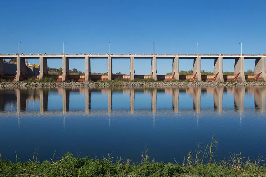 An acqueduct over a body of water in Mexicali, Baja California, Mexico