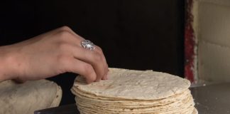 A kilo of corn tortillas