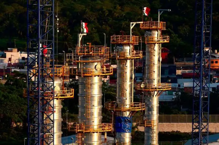 A Pemex refinery