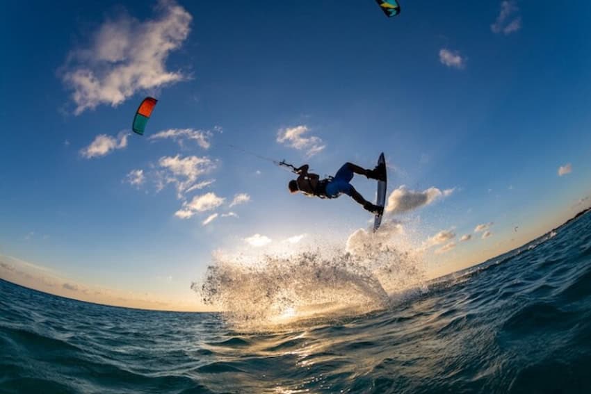 Kitesurfing