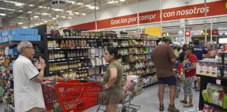 The newspaper El Financiero reported that the commencement of Sheinbaum's six-year term in October "injected optimism" into Mexicans in terms of their perception of the national economy.