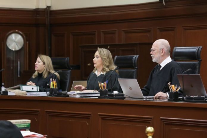 Seven of 11 justices voted in favor of a proposal to limit key aspects of the recently enacted judicial reform, one vote short of the special majority required to pass it.