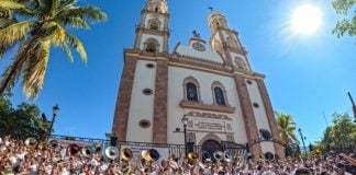 Musicians to play Mexican regional music and raise funds in the wake of unemployment and business closures caused by the recent wave of cartel violence