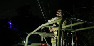 Personnel of the Mexican Army guarded the facilities of the Attorney General's Office of the State of Guerrero,