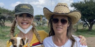 Yo❤️Animalitos SMA founder Crystal Calderoni and Hannah Hoch