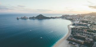 Panoramic view of a beach in Los Cabos, Baja California Sur.