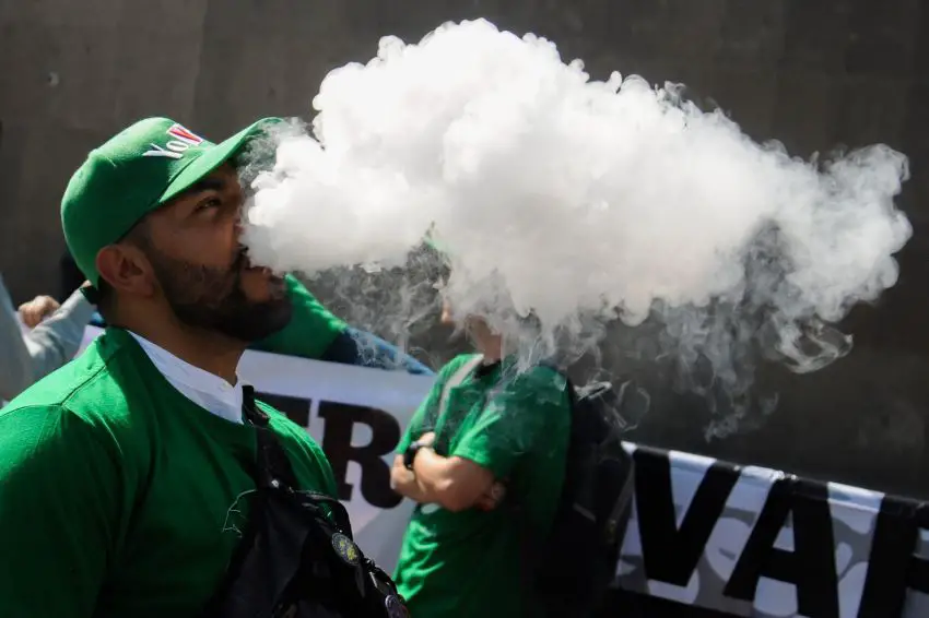 Mexico’s lower house votes to ban vaping devices and e-cigarettes