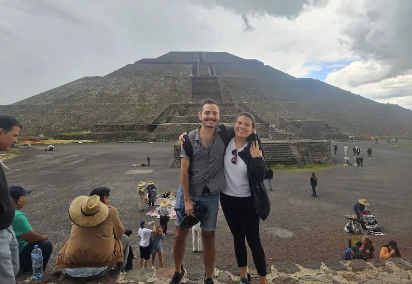 Karla & brother Kevin in Teotihuacan