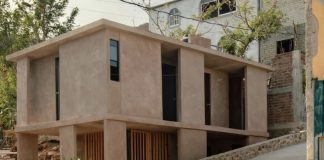 Hurricane-resistant homes built by Estudio Manuel Cervantes were awarded a 2024 House Award by the trade magazine Architectural Review