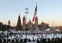 The skate rink on Zócalo in Mexico City in Christmas 2011. December culture CDMX