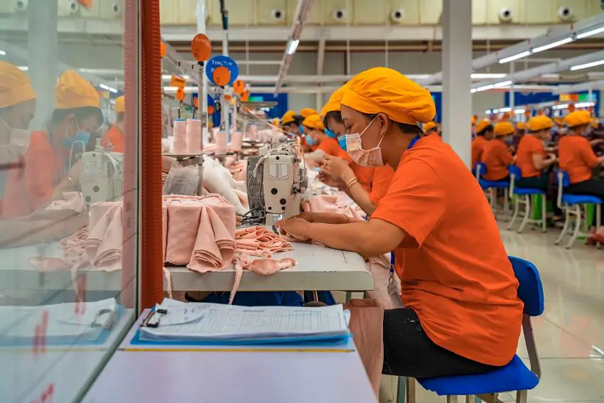 Mexico to impose new protective tariff on finished textile imports