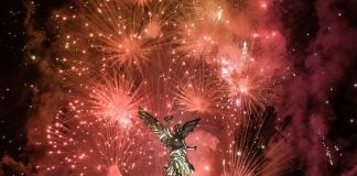 Mexico City welcomes 2013 with fireworks in Reforma Avenue.