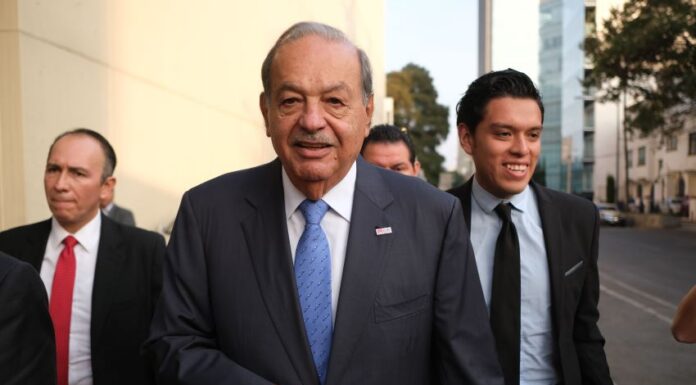 Billionaire Carlos Slim in a business suit