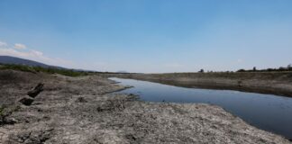 Dried out soil by a small reservoir in Tequisquiapan, Queretaro