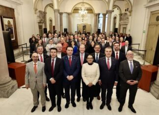 At a meeting with representatives of 70 companies on Tuesday, Interior Minister Rosa Icela Rodríguez recognized the cooperation of the business community in response to an "appeal to goodwill." 