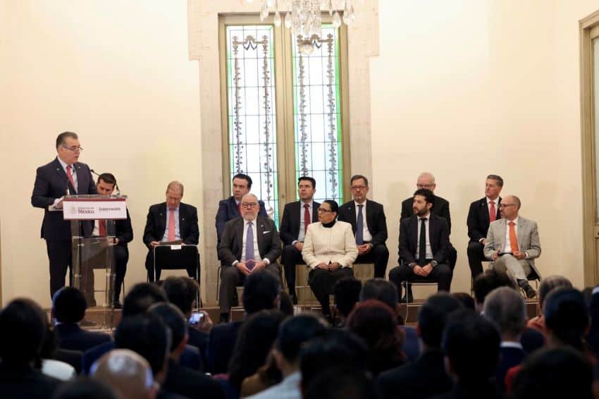 Francisco Cervantes, president of the CCE, said that the private sector must make their “greatest effort” to capitalize on the work experiences that repatriated Mexicans have had in the United States. 