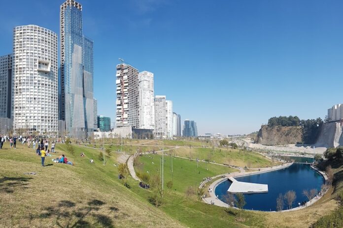 La Mexicana Park in Cuajimalpa