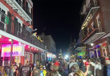 A busy New Orleans street in the French Quarter, shortly before a terrorist attack that killed 15 and injured 30, including two Mexicans