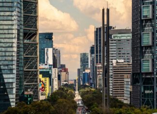 Mexico City's Reforma business district