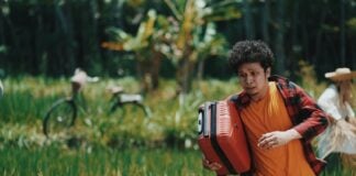 A man who probably needs some Spanish safety words