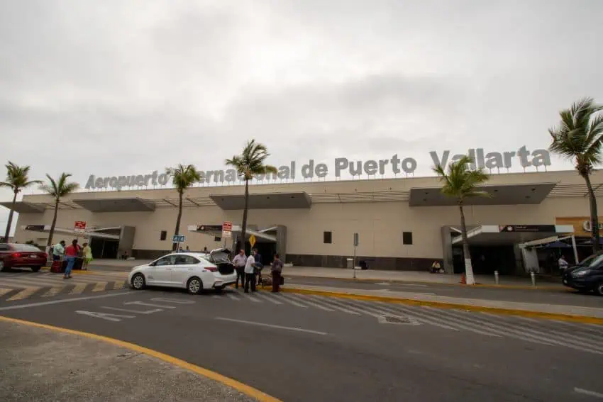 Canadian arrested in Puerto Vallarta for failing to declare 0,000