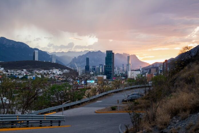 Sunset over the skyline of Monterrey, Nuevo León