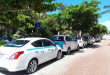 Taxis parked by the road in Quintana Roo, where the legislature has recently increased penalties for transit-related violence and extortion