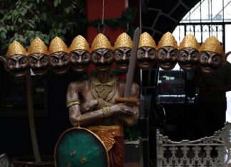 The 1.8-meter-tall piñata featuring the Hindu mythological figure Ravana and his 10 heads, each symbolizing a vice to overcome.