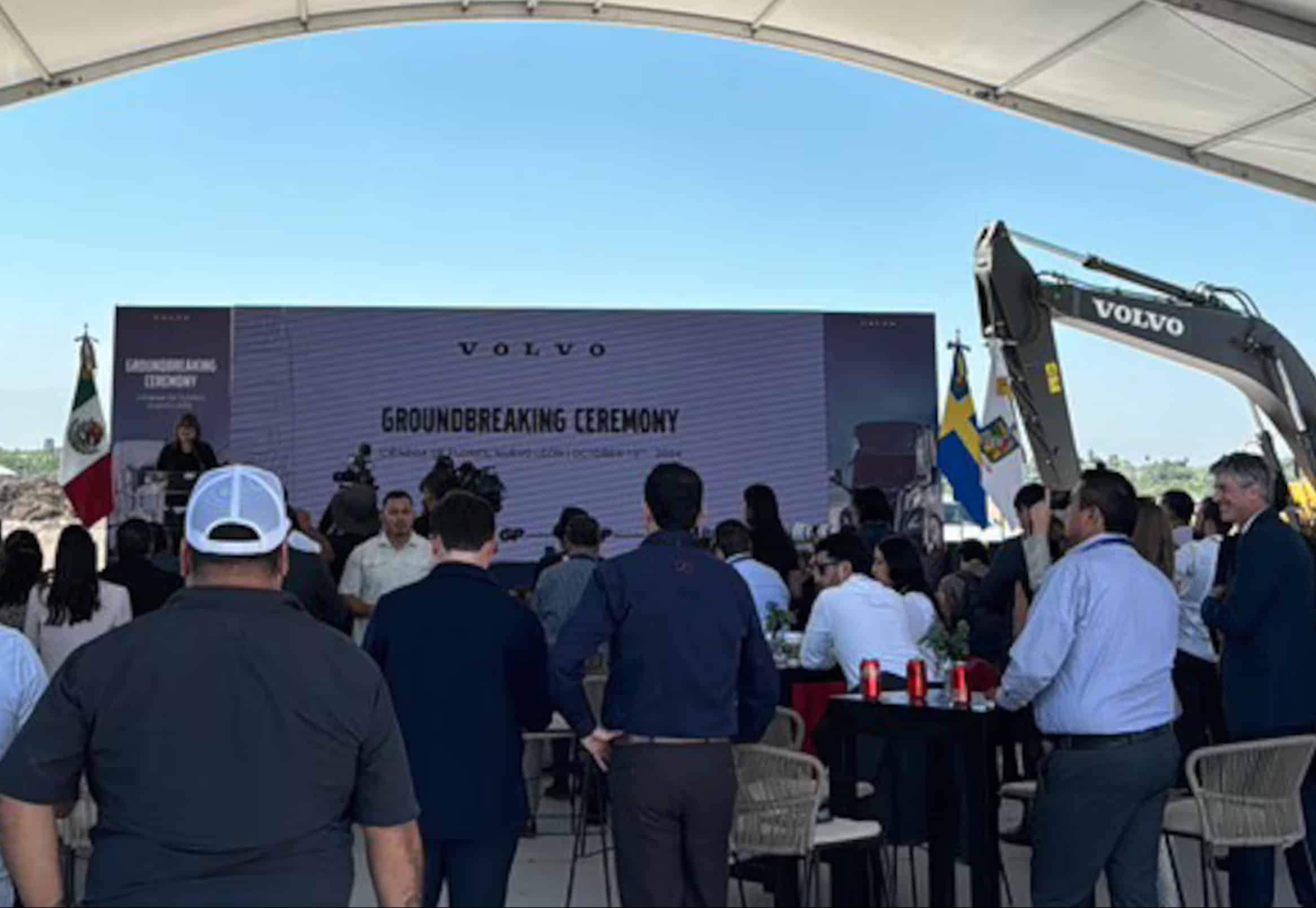 The project, which will begin operations in February 2026, consists of a conventional vehicle assembly plant that will include the production and painting of cabins for VOLVO and MACK heavy trucks.