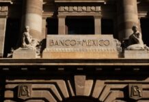 Facade of the Bank of Mexico