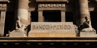 Facade of the Bank of Mexico