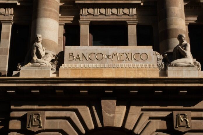 Facade of the Bank of Mexico