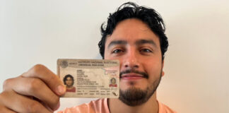 Why do Mexicans have two last names?