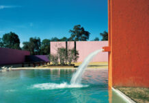 A view of Architect Luis Barragán’s famous hot pink La Cuadra San Cristóbal estate