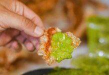 Eating fresh salsa and chicharrón on a Mexico City food tour