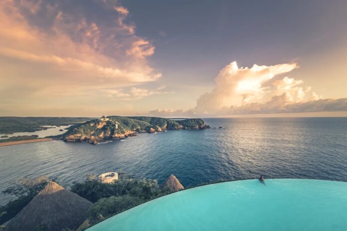 Punta Perula coastline in Jalisco