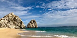 Los Cabos, Baja California Sur, was named one of 52 places to travel in 2025 by the New York Times for its culinary and hotel offerings.