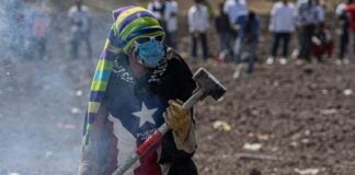 Exploding hammer festival