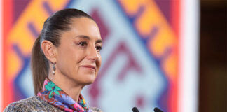 President Claudia Sheinbaum at her Friday mañanera, where she discussed El Mayo Zambada's repatriation request