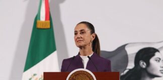 At her Tuesday morning presser, Mexico's Claudia Sheinbaum said she will announce retaliatory measures this Sunday in Mexico City's central square, the Zócalo.